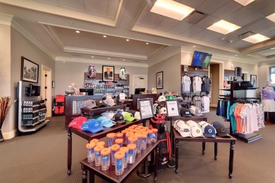 TASTEFULLY DECORATED and meticulously maintained, this TURNKEY on Lakewood National Golf Club in Florida - for sale on GolfHomes.com, golf home, golf lot