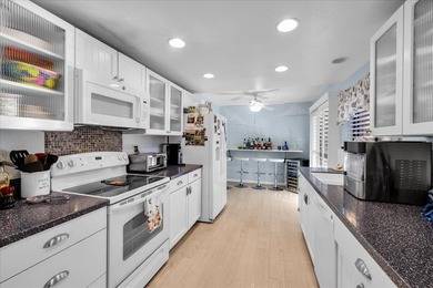 Welcome to the desirable Sommerset community in Palm Desert on Stone Eagle Golf Club in California - for sale on GolfHomes.com, golf home, golf lot