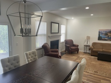 Corner lot, next to cul-de-sac, 2 BR, 2 BATH Seabrook Model on The Links at Carillon in Illinois - for sale on GolfHomes.com, golf home, golf lot