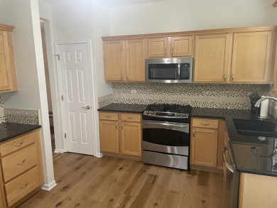 Corner lot, next to cul-de-sac, 2 BR, 2 BATH Seabrook Model on The Links at Carillon in Illinois - for sale on GolfHomes.com, golf home, golf lot