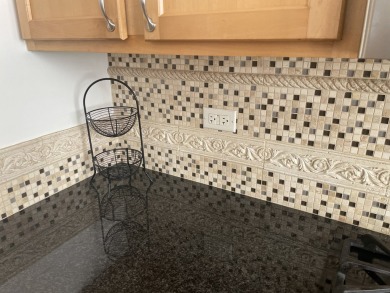 Corner lot, next to cul-de-sac, 2 BR, 2 BATH Seabrook Model on The Links at Carillon in Illinois - for sale on GolfHomes.com, golf home, golf lot