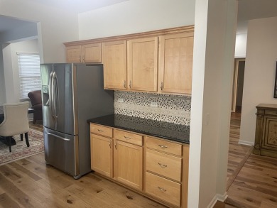 Corner lot, next to cul-de-sac, 2 BR, 2 BATH Seabrook Model on The Links at Carillon in Illinois - for sale on GolfHomes.com, golf home, golf lot