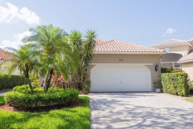 Beautifully updated single story home with high ceilings that on Indian Spring Golf and Country Club in Florida - for sale on GolfHomes.com, golf home, golf lot