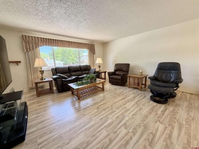 Aaron Tobler, RE/MAX Alpine View, C: , aaron.tobler,  : Come on Black Canyon Golf Club At Montrose in Colorado - for sale on GolfHomes.com, golf home, golf lot