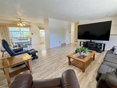 Aaron Tobler, RE/MAX Alpine View, C: , aaron.tobler,  : Come on Black Canyon Golf Club At Montrose in Colorado - for sale on GolfHomes.com, golf home, golf lot
