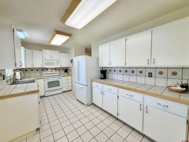 Aaron Tobler, RE/MAX Alpine View, C: , aaron.tobler,  : Come on Black Canyon Golf Club At Montrose in Colorado - for sale on GolfHomes.com, golf home, golf lot