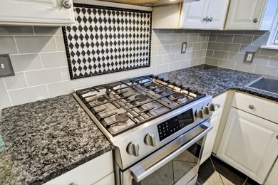 Welcome to this beautifully maintained 3-bedroom, 2.5-bath home on Legend Oaks Plantation Golf Club in South Carolina - for sale on GolfHomes.com, golf home, golf lot