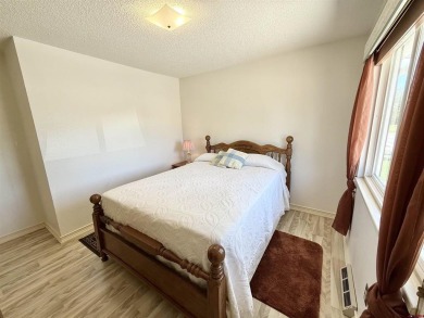 Aaron Tobler, RE/MAX Alpine View, C: , aaron.tobler,  : Come on Black Canyon Golf Club At Montrose in Colorado - for sale on GolfHomes.com, golf home, golf lot