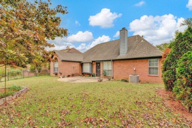 Welcome to your dream home on the Quail Ridge Golf Course! This on Quail Ridge Golf Course in Tennessee - for sale on GolfHomes.com, golf home, golf lot