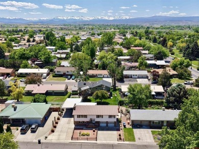 Aaron Tobler, RE/MAX Alpine View, C: , aaron.tobler,  : Come on Black Canyon Golf Club At Montrose in Colorado - for sale on GolfHomes.com, golf home, golf lot