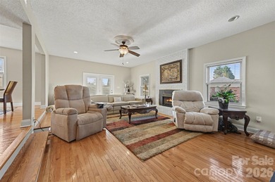 Welcome to this beautifully maintained 3-bedroom, 2 bath on Woodbridge Golf Links in North Carolina - for sale on GolfHomes.com, golf home, golf lot