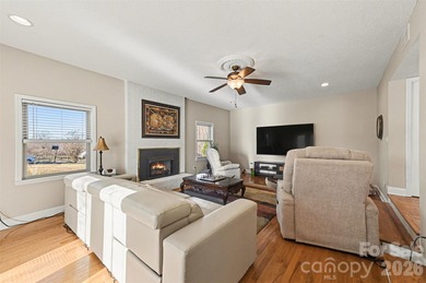 Welcome to this beautifully maintained 3-bedroom, 2 bath on Woodbridge Golf Links in North Carolina - for sale on GolfHomes.com, golf home, golf lot