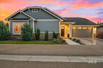 This immaculate single level home is located in a quiet on SpurWing Country Club in Idaho - for sale on GolfHomes.com, golf home, golf lot