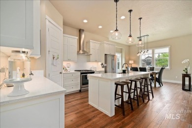 This immaculate single level home is located in a quiet on SpurWing Country Club in Idaho - for sale on GolfHomes.com, golf home, golf lot