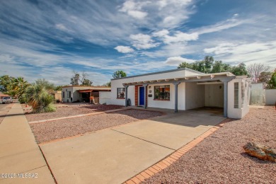 This light-filled 2-bedroom, 1-bathroom home offers stunning on Quail Creek Country Club  in Arizona - for sale on GolfHomes.com, golf home, golf lot