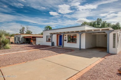 This light-filled 2-bedroom, 1-bathroom home offers stunning on Quail Creek Country Club  in Arizona - for sale on GolfHomes.com, golf home, golf lot