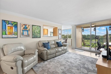 Located in the desirable Pine Island Ridge - Live Oak community on Pine Island Ridge Country Club in Florida - for sale on GolfHomes.com, golf home, golf lot