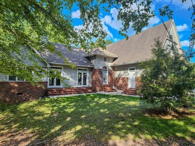 Charming Lake Retreat in Savannah Lakes Village Experience on Monticello Golf Club At Savannah Lakes in South Carolina - for sale on GolfHomes.com, golf home, golf lot