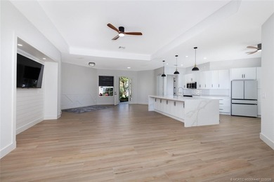 ARCHITECTURAL DIGEST WORTHY!!! EXTENSIVELY REMODELED 3B/2b/2c on  in Florida - for sale on GolfHomes.com, golf home, golf lot