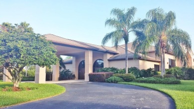 2021 HVAC system! 2+ golf cart garage with air-conditioned on Monarch At Royal Highlands in Florida - for sale on GolfHomes.com, golf home, golf lot