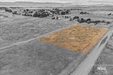 Views, views, views. This beautiful 5 acre parcel has views of on Desert Canyon Golf Course in Idaho - for sale on GolfHomes.com, golf home, golf lot