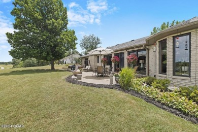 Can't beat this view!! Right on the golf course, this one level on The Bald Eagle Course At Eagle Creek Golf Club in Missouri - for sale on GolfHomes.com, golf home, golf lot