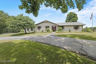 Can't beat this view!! Right on the golf course, this one level on The Bald Eagle Course At Eagle Creek Golf Club in Missouri - for sale on GolfHomes.com, golf home, golf lot