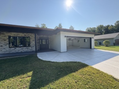 Newly Constructed Luxury Home on Indian Lake Golf and Country Club in Michigan - for sale on GolfHomes.com, golf home, golf lot