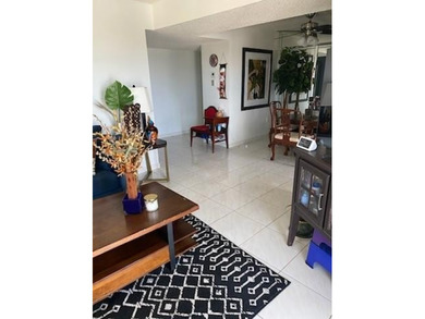 Highly motivated seller offering concessions for the long on Inverrary Country Club in Florida - for sale on GolfHomes.com, golf home, golf lot