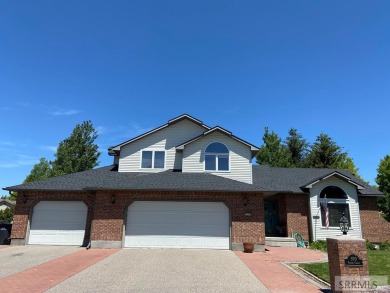 Don't miss seeing this beautiful 2 story home located in a quiet on Sage Lakes Municipal Golf Course in Idaho - for sale on GolfHomes.com, golf home, golf lot