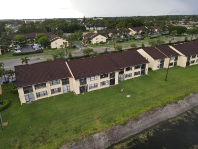 Welcome to this stunning 2-bedroom, 2-bathroom condo with on Forest Oaks Golf Club in Florida - for sale on GolfHomes.com, golf home, golf lot