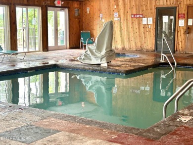 This 2-bedroom 1 bath luxury condo can accommodate up to 6 on Bent Creek Golf Course in Tennessee - for sale on GolfHomes.com, golf home, golf lot