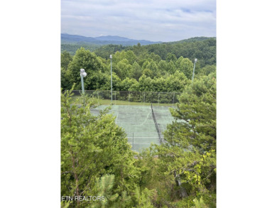 This 2-bedroom 1 bath luxury condo can accommodate up to 6 on Bent Creek Golf Course in Tennessee - for sale on GolfHomes.com, golf home, golf lot