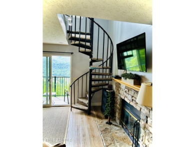 This 2-bedroom 1 bath luxury condo can accommodate up to 6 on Bent Creek Golf Course in Tennessee - for sale on GolfHomes.com, golf home, golf lot