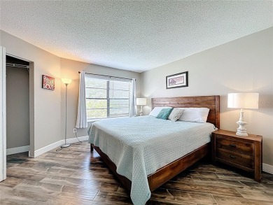 -Approved  Fully Furnished Condo in Ventura Golf  Country Club - on Ventura Country Club in Florida - for sale on GolfHomes.com, golf home, golf lot