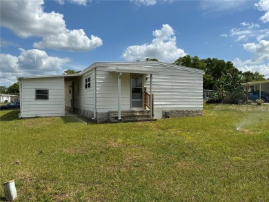 55+ gated golf course community.  (PRICE REDUCED) Newly updated on Zellwood Station Country Club in Florida - for sale on GolfHomes.com, golf home, golf lot