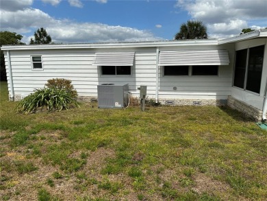 55+ gated golf course community.  (PRICE REDUCED) Newly updated on Zellwood Station Country Club in Florida - for sale on GolfHomes.com, golf home, golf lot