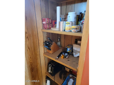 This is a lovely 2 bedroom 2 bath partially furnished home on 3 Parks Fairways in Arizona - for sale on GolfHomes.com, golf home, golf lot