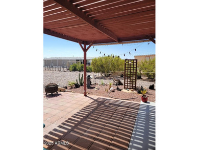 This is a lovely 2 bedroom 2 bath partially furnished home on 3 Parks Fairways in Arizona - for sale on GolfHomes.com, golf home, golf lot