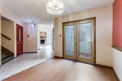 This 3-bedroom, 2.5-bath home with a 2-car garage offers great on Trophy Club of Dallas in Texas - for sale on GolfHomes.com, golf home, golf lot