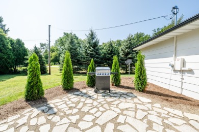 3 bdrm, 2 full bath, hardwood floors, new roof, furnace, A/C, on on Paw Paw Lake Golf Course in Michigan - for sale on GolfHomes.com, golf home, golf lot