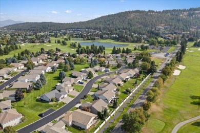Welcome to this beautifully remodeled, single-level home in the on  in Washington - for sale on GolfHomes.com, golf home, golf lot