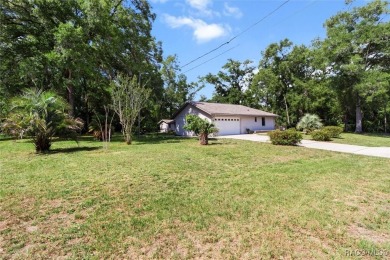 MULTIPLE OFFERS.  Highest and best offers by noon Monday 7/2 on Citrus Springs Country Club in Florida - for sale on GolfHomes.com, golf home, golf lot
