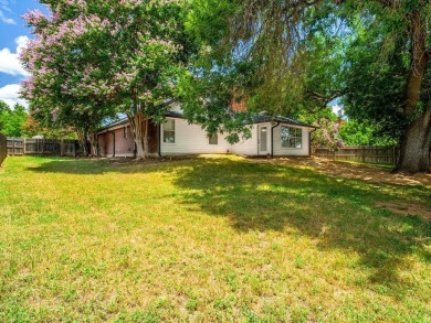Very well maintained 3-bedroom, 2-bathroom home that is situated on Hidden Falls Golf Club in Texas - for sale on GolfHomes.com, golf home, golf lot