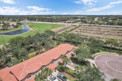 Spacious 3BR/2.5BA two-story townhome in Green Cay Village with on Westchester Golf and Country Club in Florida - for sale on GolfHomes.com, golf home, golf lot