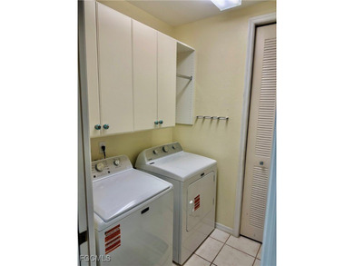 Beautiful condo in Lexington Country Club's Southmont Cove is on Lexington Country Club in Florida - for sale on GolfHomes.com, golf home, golf lot