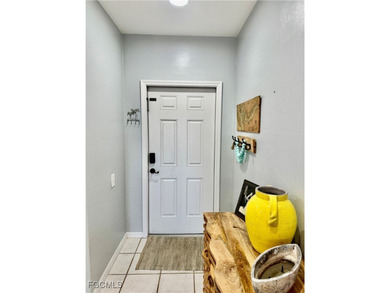 Beautiful condo in Lexington Country Club's Southmont Cove is on Lexington Country Club in Florida - for sale on GolfHomes.com, golf home, golf lot