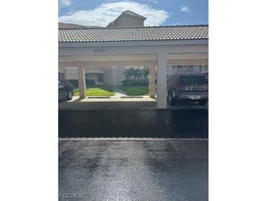 Beautiful condo in Lexington Country Club's Southmont Cove is on Lexington Country Club in Florida - for sale on GolfHomes.com, golf home, golf lot