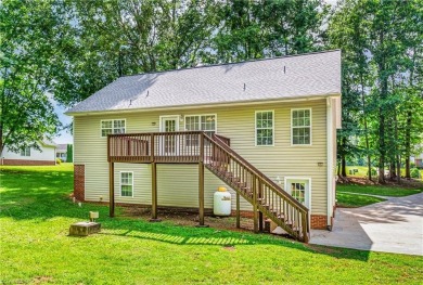 Fully updated in 2025 from top to bottom, this stunning 3BR/2BA on Lake Louise Golf Club in North Carolina - for sale on GolfHomes.com, golf home, golf lot