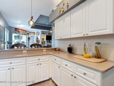 Stunning 3 bedrooms + office, 3 bath + 3 car garage Cabana Pool on Southern Woods Golf Club in Florida - for sale on GolfHomes.com, golf home, golf lot